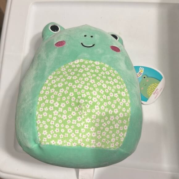 Squishmallows Other - NWT 8” Squishmallows Wendy the Frog Plush
